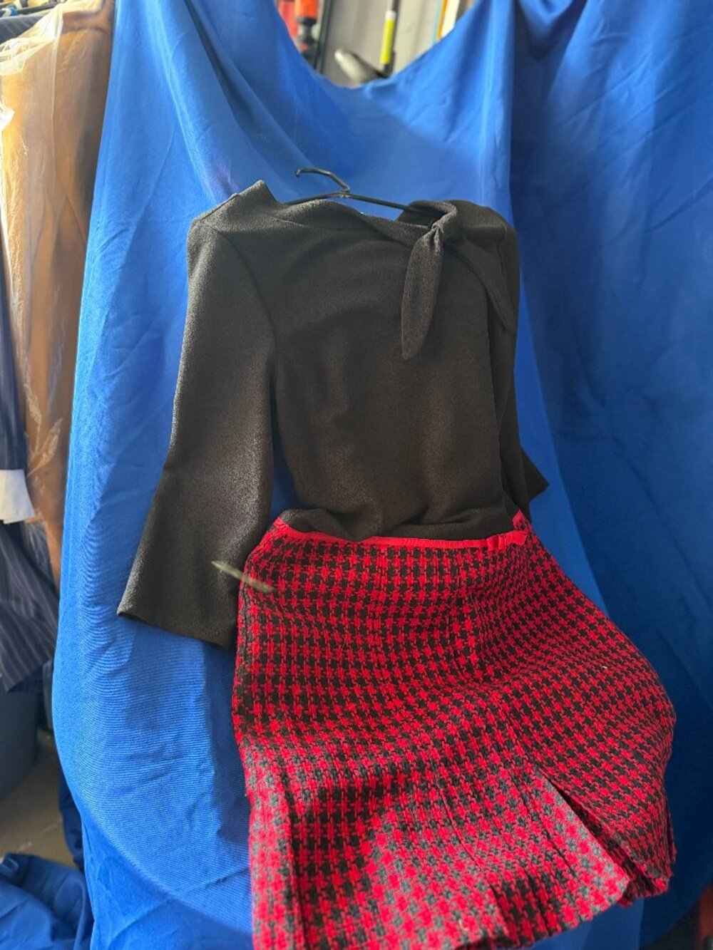 Classy Spandex Top and Black and Red Block Dress